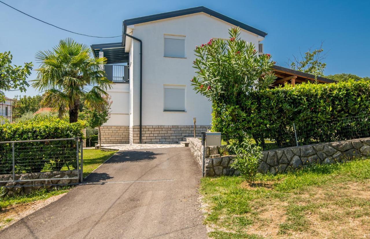 Apartment Dragica Чижичи Экстерьер фото
